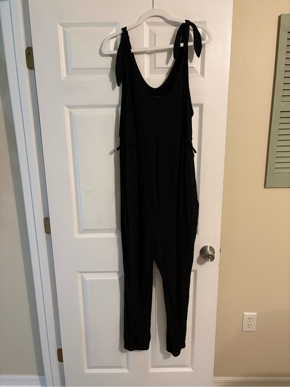 Women’s Black Tie-Shoulder Jumpsuit